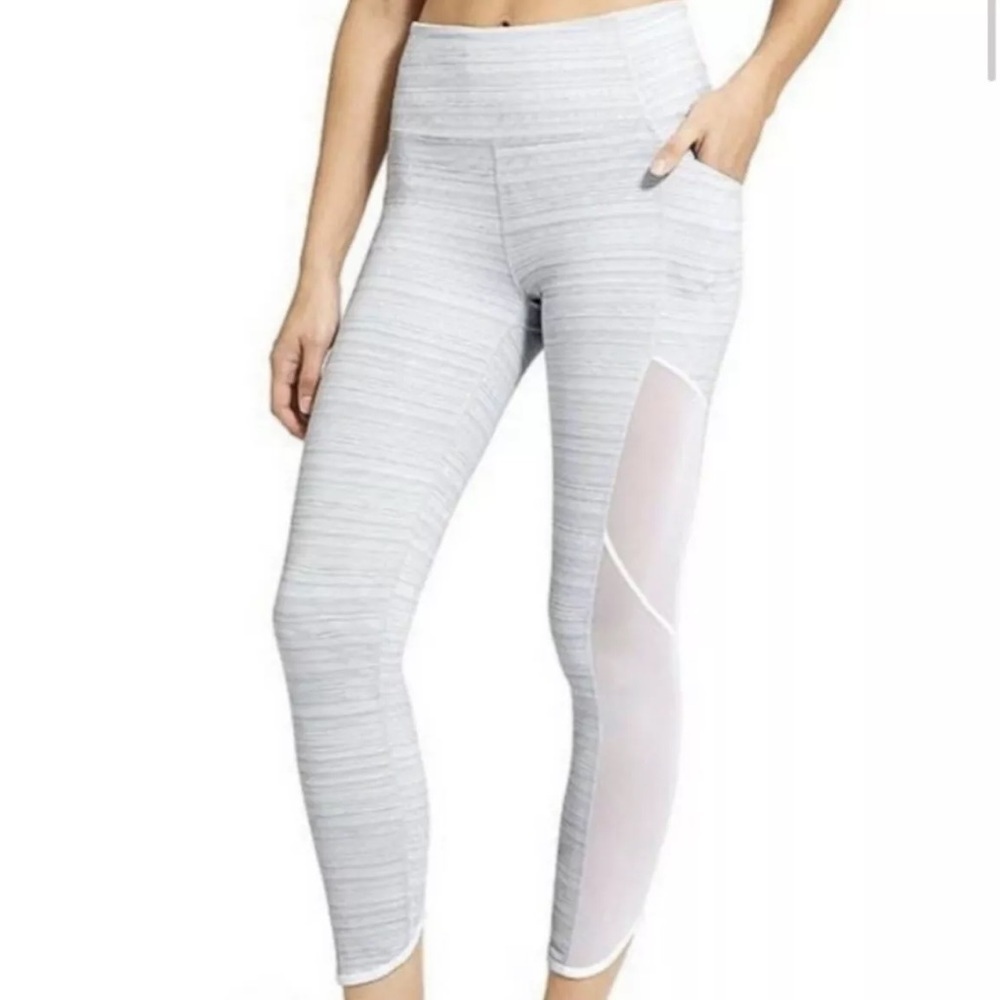ATHLETA Jacquard Chaturanga Stash Pocket High Rise 7/8 Leggings